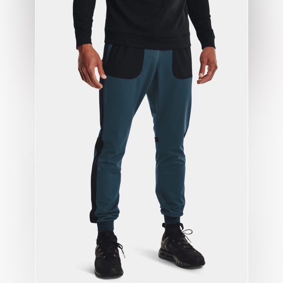 Under Armour UA Rush All Purpose
Men's Steph Curry Joggers - Picture 2 of 8